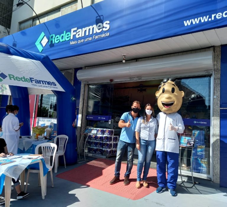 Rede Farmes Barcelona reinaugura loja em novo endereço